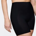 BMU ILLUSION СURVE HW SHORT Черный