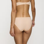 BODY MAKE-UP ESSENTIALS TAI Бежевый