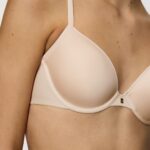 BODY MAKE-UP ESSENTIALS WHP Бежевый