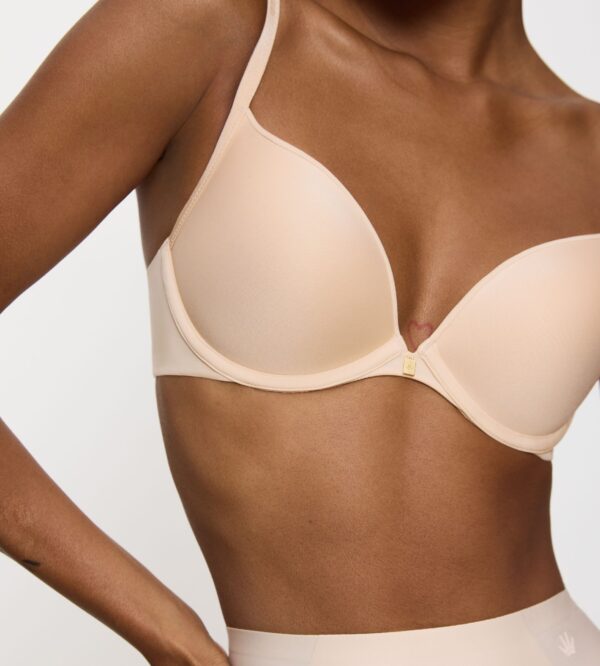 BODY MAKE-UP ESSENTIALS WHU Бежевый