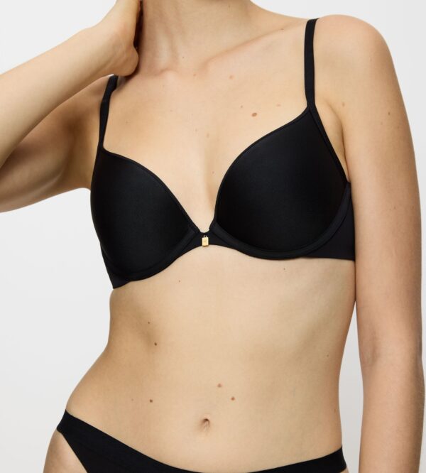 BODY MAKE-UP ESSENTIALS WHU Черный