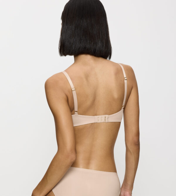 BODY MAKE-UP ESSENTIALS WP Бежевый