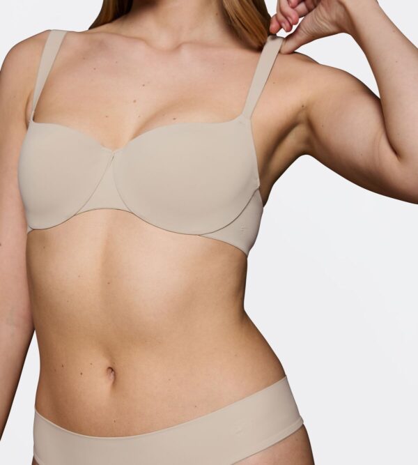 BODY MAKE-UP ILLUSION BALСONETTE EX Бежевый