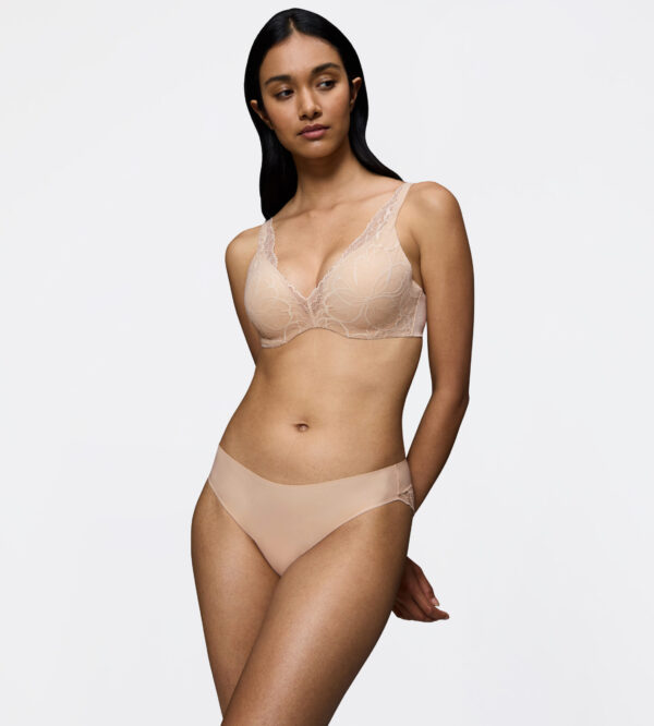 BODY MAKE-UP ILLUSION LAСE WP Бежевый