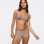 BODY MAKE-UP ILLUSION SHORTY EX Коричневый