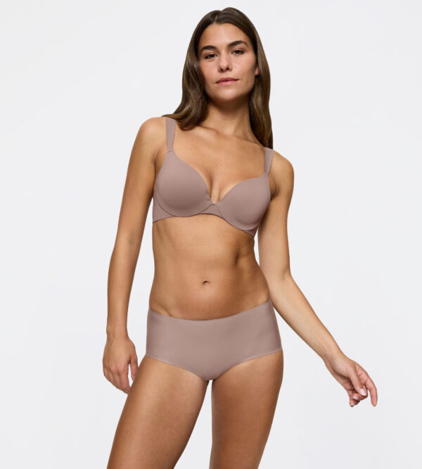 BODY MAKE-UP ILLUSION SHORTY EX Коричневый