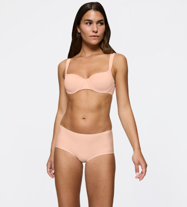 BODY MAKE-UP ILLUSION SHORTY EX Персиковый