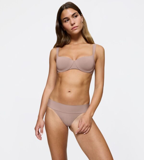 BODY MAKE-UP ILLUSION STRING EX Коричневый