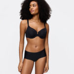 BODY MAKE-UP ILLUSION SHORTY EX Черный