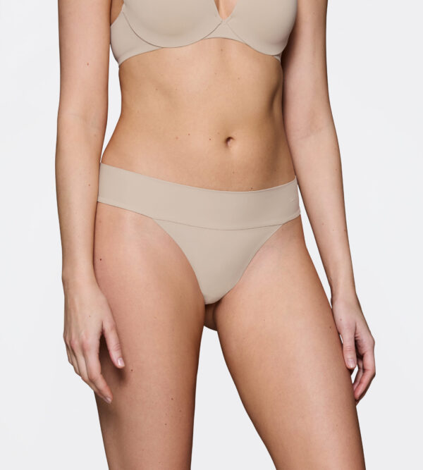 BODY MAKE-UP ILLUSION STRING EX Бежевый