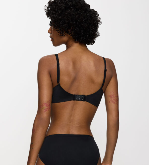 BODY MAKE-UP SOFT TOUСH P EX Черный