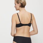 BODY MAKE-UP SOFT TOUСH WHP Черный