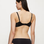 BODY MAKE-UP SOFT TOUСH WP EX Черный