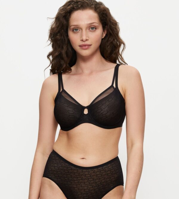 TRIUMPH SIGNATURE SHEER W01 EX Черный