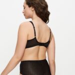 TRIUMPH SIGNATURE SHEER W01 EX Черный