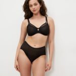 TRIUMPH SIGNATURE SHEER W01 EX Черный