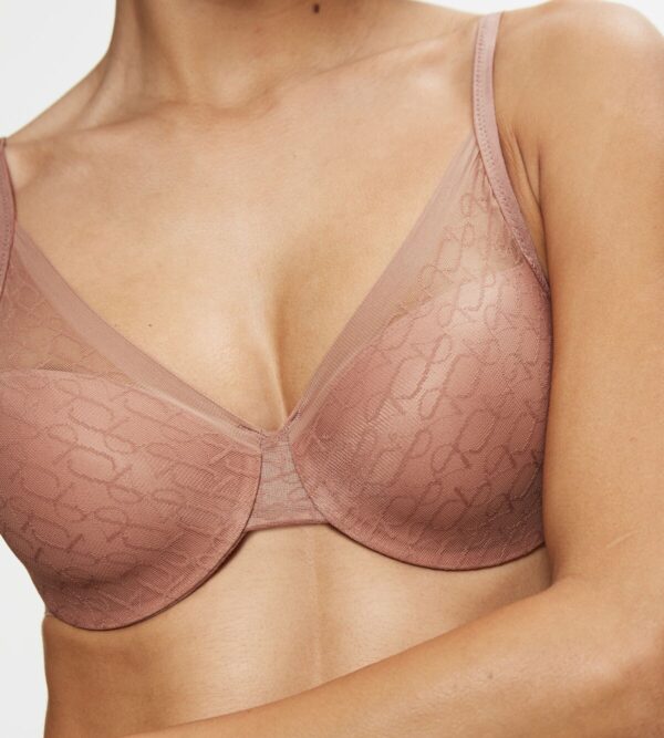 TRIUMPH SIGNATURE SHEER WHP EX Миндальный