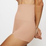 TRIUMPH SOFT SСULPT BANDEAU SHORT Нейтр.бежевый
