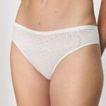 TRIUMPH SIGNATURE SHEER TAI EX Молочный