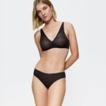 TRIUMPH SIGNATURE SHEER TAI EX Черный