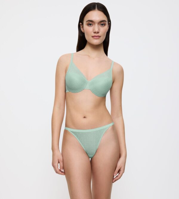 TRIUMPH SIGNATURE SHEER STRING Туманно-бирюзовый