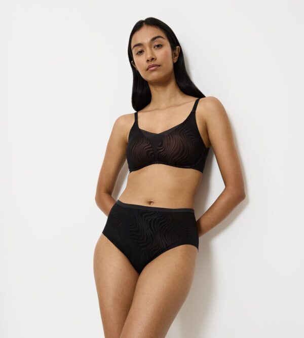 TRIUMPH SHAPE SMART ELLIPSE P Черный