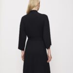 AURA SPOTLIGHT ROBE Черный