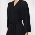 AURA SPOTLIGHT ROBE Черный