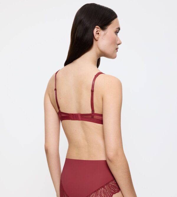 AURA SPOTLIGHT T W02 Клубничное настроение