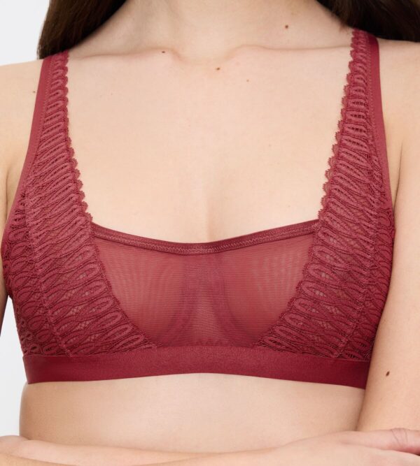 AURA SPOTLIGHT T W02 Клубничное настроение