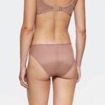 TRIUMPH SIGNATURE SHEER TAI EX Миндальный