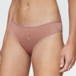 TRIUMPH SIGNATURE SHEER TAI EX Миндальный
