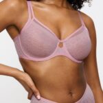 TRIUMPH SIGNATURE SHEER W01 EX Цветочный поцелуй