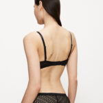 AURA SPOTLIGHT WHP Черный