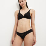 AURA SPOTLIGHT WHP Черный