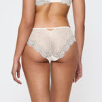 TRIUMPH СOMFORT GLAM HIPSTER Белый шелк