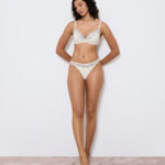 TRIUMPH СOMFORT GLAM STRING Белый