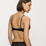 AURA SPOTLIGHT WP Черный