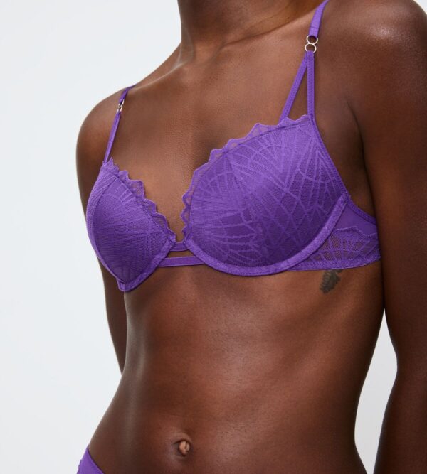 THAT NIGHT IN VEGAS WHU Пурпурный туман