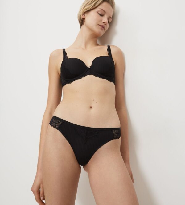 PEONY FLORALE BRAZILIAN Черный