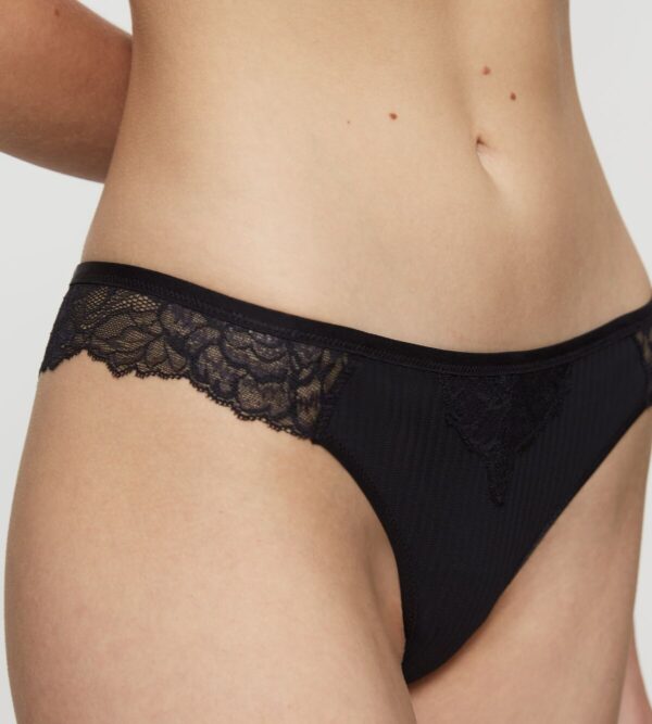 PEONY FLORALE BRAZILIAN Черный