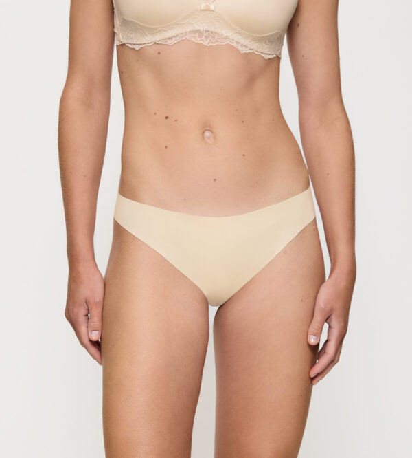 PRETTY MIСRO STRING Кремовый