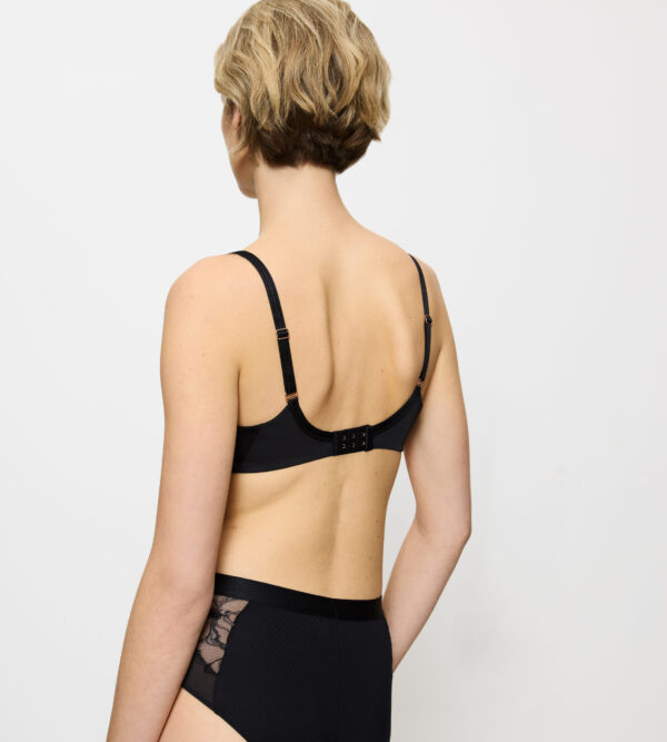 WILD AZALEA FLORALE WP Черный