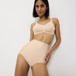 MEDIUM SHAPING SERIES HIGHWAIST PANTY Бежевый