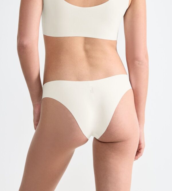 SLOGGI ZERO FEEL 2.0 TINY TANGA Белый