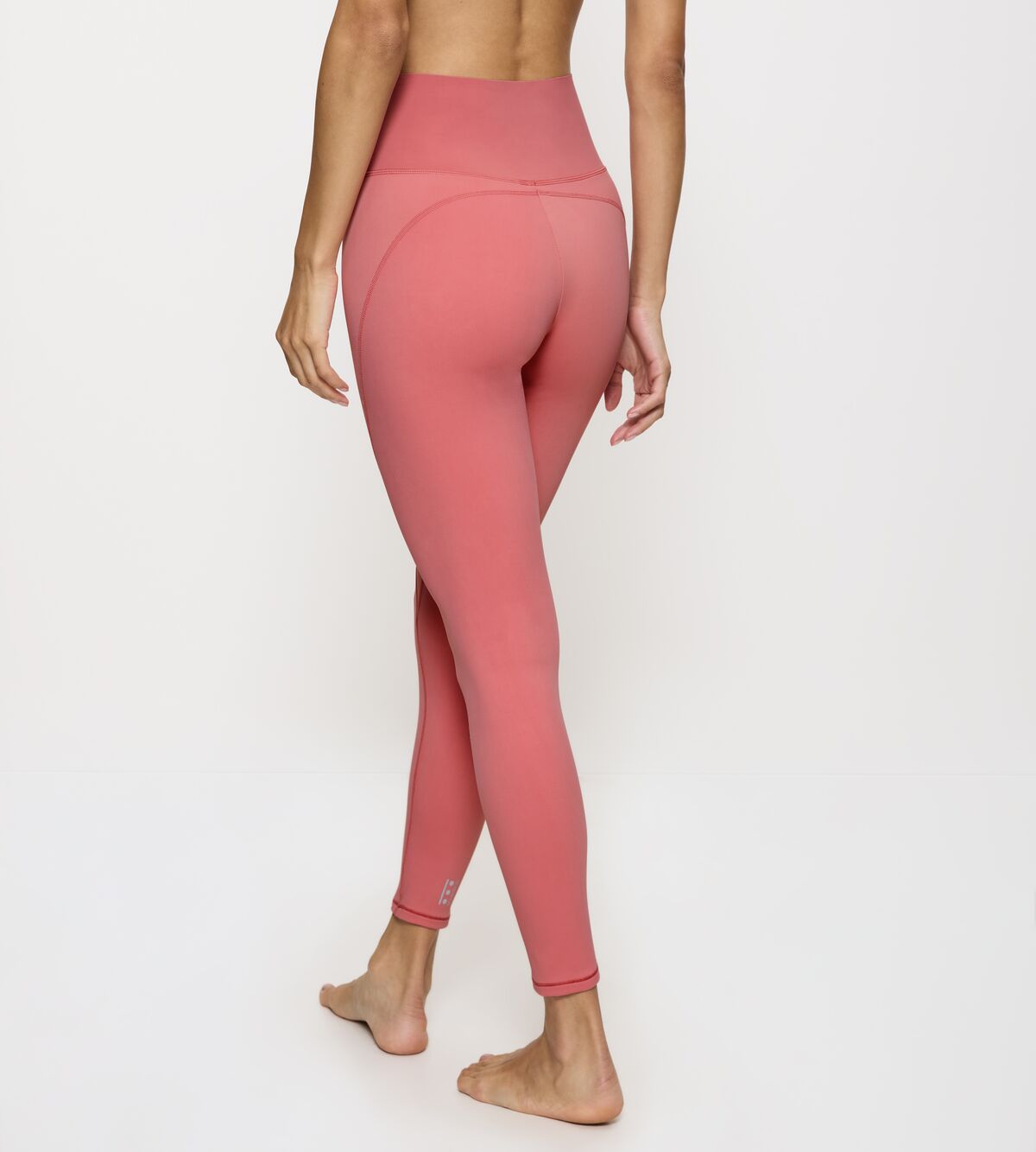 CARDIO RTW HIGH-RISE LEGGINGS Розовый