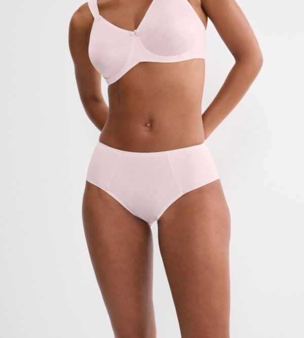 ESSENTIAL MINIMIZER T