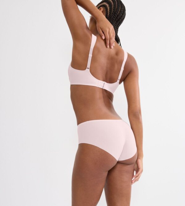 ESSENTIAL MINIMIZER T