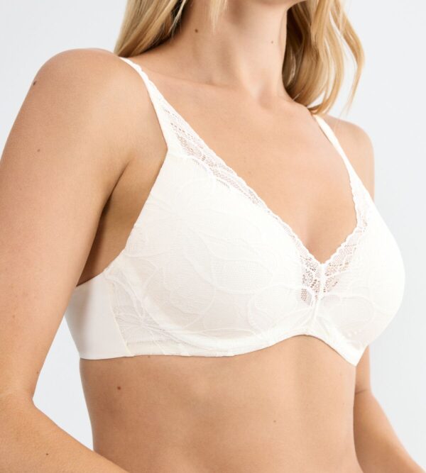 BODY MAKE-UP ILLUSION LACE