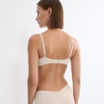 BODY MAKE-UP ILLUSION